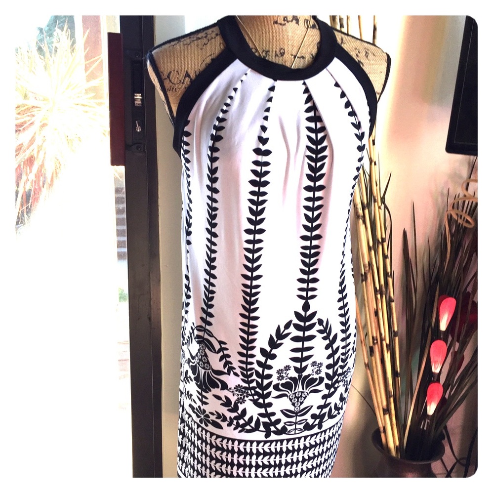 🆕 My Michelle b+w tunic top